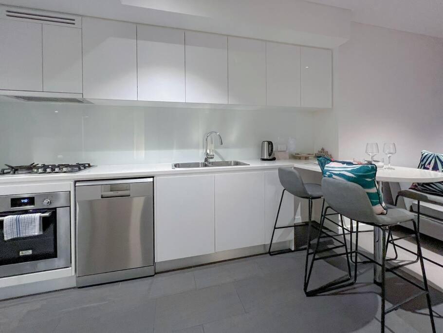 Amazing 2 Bedroom In Cbd! Brisbane Kültér fotó